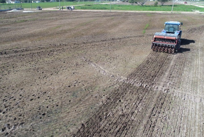 Inicia plantio da área destinada à Abertura Oficial da Colheita do Arroz