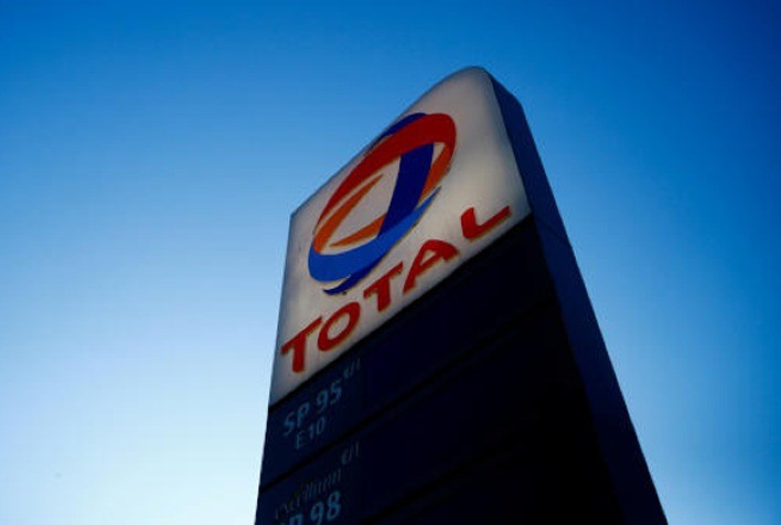 Total vai usar refinaria para produzir combustível renovável