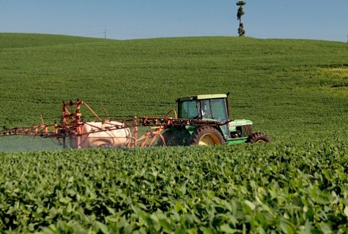 DEFESA AGROPECUÁRIA: Adapar esclarece regras sobre o uso do Paraquat na safra 2020/21