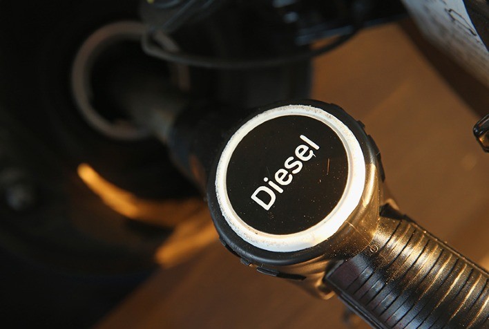 Diesel sobe mais nas refinarias do que nas distribuidoras