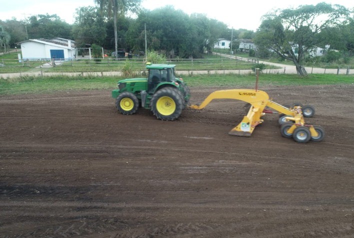 Área da Abertura Oficial da Colheita do Arroz está sendo preparada