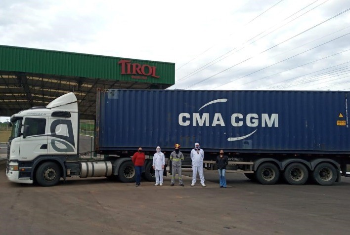 Tirol inicia operação de exportação direta