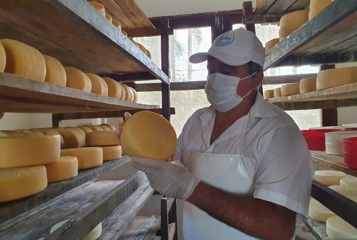 Parceria garante projeto de marketing para a Associação dos Produtores de Queijo Minas Artesanal do Triângulo Mineiro