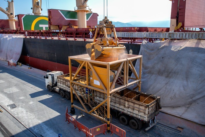 Importações brasileiras de milho somam 116,73 mil em junho, aponta SAFRAS