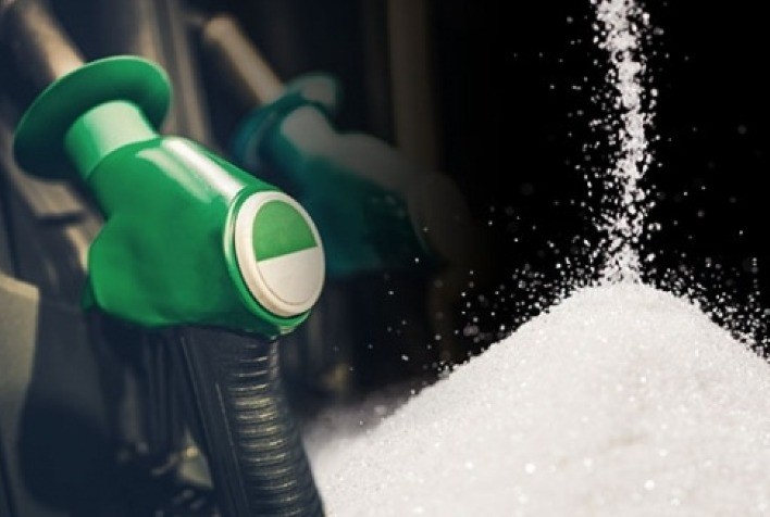 Contratos futuros do açúcar iniciam semana em alta; etanol hidratado também sobe