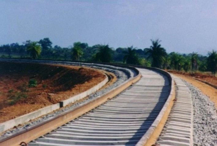 Ferrovia que ligará regiões produtoras de MT aos portos de Santos e Itaqui será lançada na próxima sexta-feira