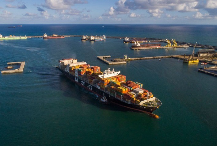 Importações pelo Porto de Suape batem recorde em arrecadação