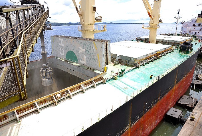 Anec eleva previsão de exportações de soja e milho do Brasil em setembro