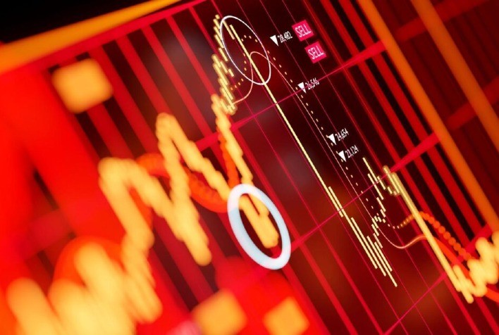 Bovespa opera em queda nesta sexta