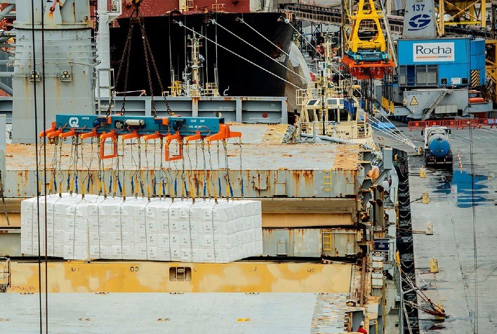 Klabin põe em operação terminal de R$ 300 milhões