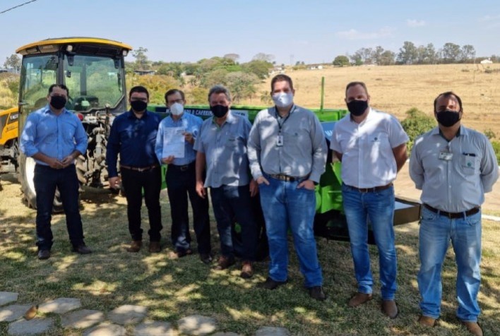 Estação de pesquisa ganha novo distribuidor de adubo