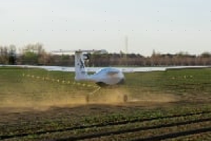 Parceria desenvolve avião agrícola elétrico sem piloto