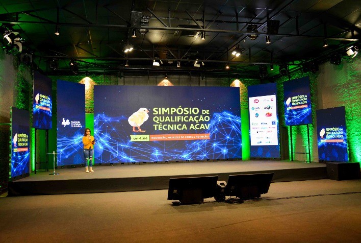 Incubação, nutrição e manejo dão tom à participação da Aviagen na ACAV 2021