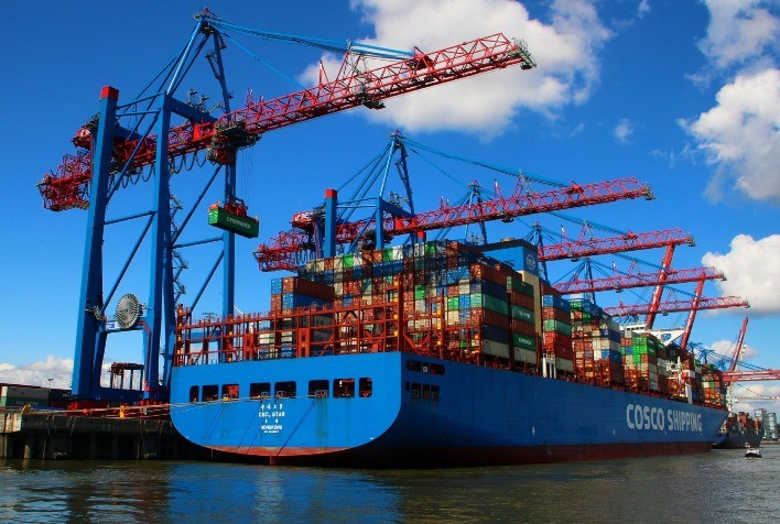 Comércio mundial supera as expectativas e crescerá 10,8%, prevê OMC