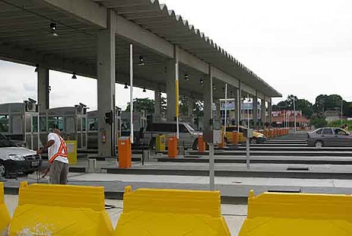 Rodovia cobra pedágio de máquinas agrícolas