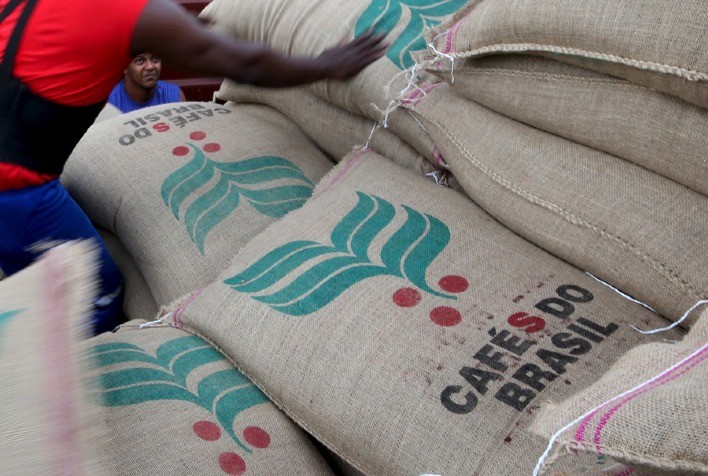 Brasil exporta 3,111 milhões de sacas de café em setembro