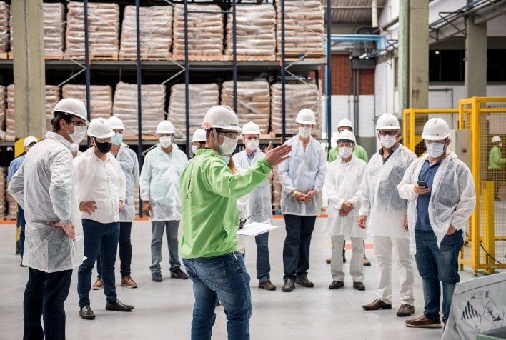 Liderança da Albaugh e autoridades dão a partida em nova unidade de produção de fungicidas e inseticidas ‘SC’