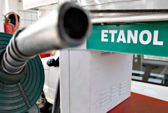 Etanol: hidratado desvaloriza 4,03% na semana, segundo Indicador da USP