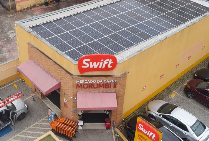 Swift adota 100% de energia solar em sua rede de lojas no Brasil
