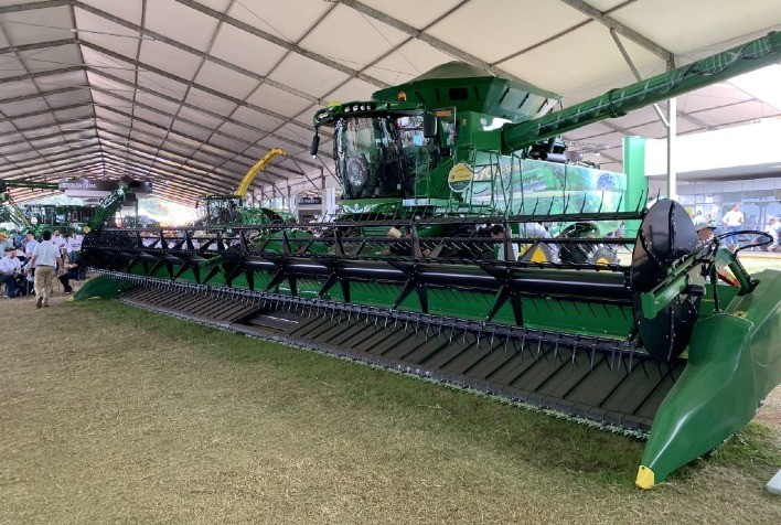 Reflexo da guerra: Empresas de máquinas agrícolas do BR "congelam" novas oportunidades de negócios com o Leste Europeu