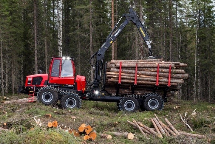 Com máquinas florestais desenvolvidas exclusivamente para o mercado brasileiro, Komatsu firma contrato com Suzano para atuação em sua nova fábrica em Mato Grosso do Sul