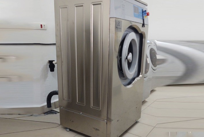 Novo equipamento agiliza testes com base em norma da ISO para vestimentas protetivas agrícolas ou EPI