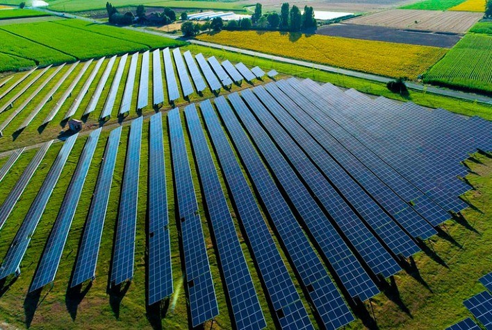 Brasil supera a marca de 5 gigawatts de energia produzida utilizando somente placas solares