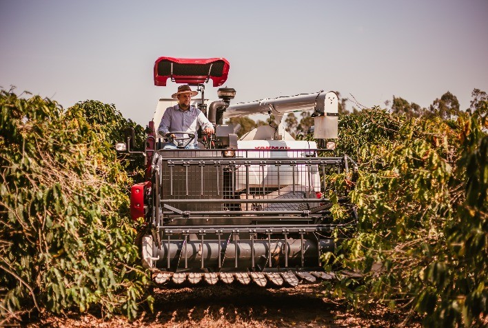 Colheitadeira de grãos integra portfólio de equipamentos da YANMAR