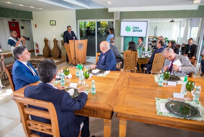 Presidente da CNA lança capacitação online de Seguro Rural