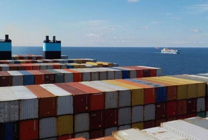 Queda do transporte de carga indica redução do comércio mundial