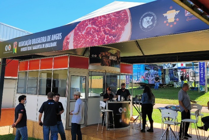Angus participa do Show Rural Coopavel com apresentação técnica e degustação