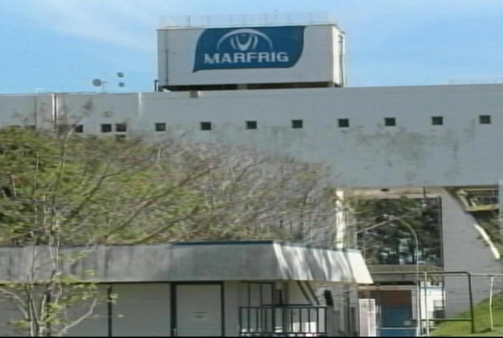 Marfrig reporta prejuízo de R$ 628 milhões ante lucro do mesmo período de 2021