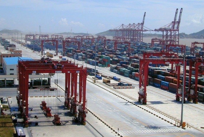 Exportações e importações da China caem com redução da demanda global