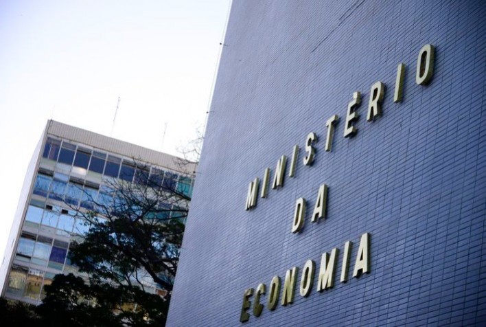 Novo arcabouço prevê que crescimento da despesa não poderá superar 70% de alta da receita