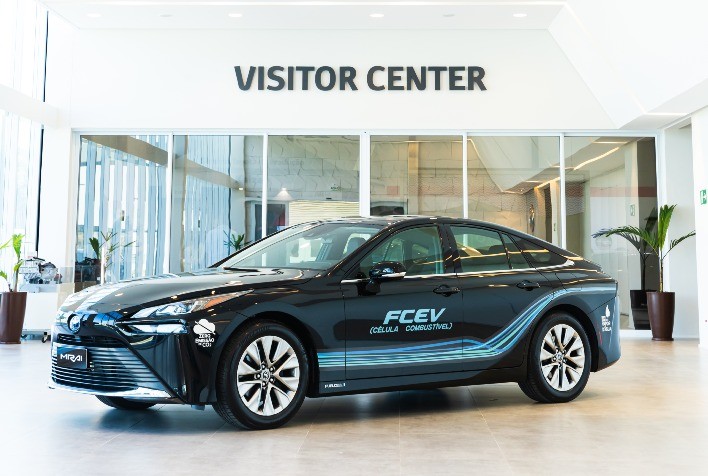 Toyota do Brasil firma parceria com Shell Brasil, Raízen, Hytron, USP e Senai para testes de hidrogênio renovável a partir de etanol em projeto de Pesquisa e Desenvolvimento