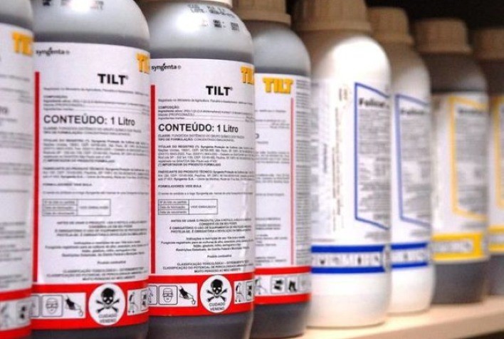 Déficit de produtos químicos recua novamente