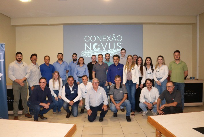 Contaminação por Salmonella, uma das principais causas de perdas na avicultura, foi o tema da Conexão Novus, no Rio Grande do Sul