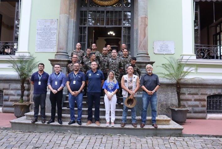 Sistema Faemg Senar participa de reunião com o Exército