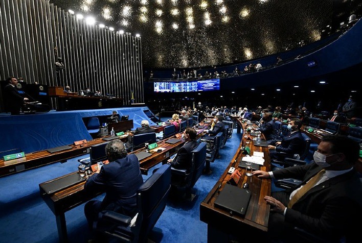 Senado aprova MP que muda tributação de empresas com negócios no exterior, texto vai a sanção