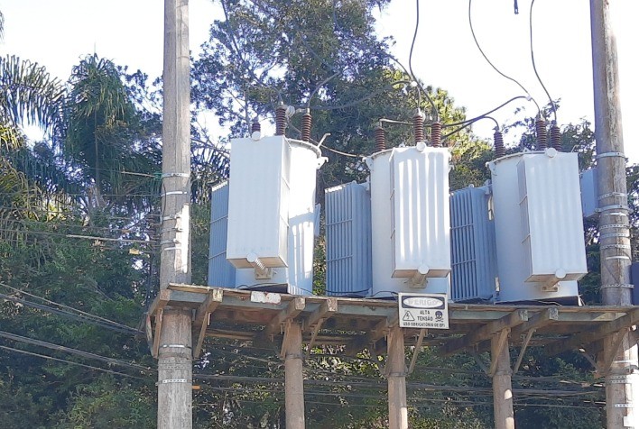 Indenização recebida por instalação de linhas de energia não impacta Imposto de Renda do produtor