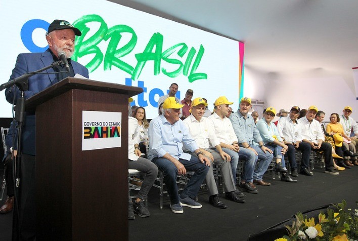 Lula diz que agro depende do governo e critica Plano Safra de Bolsonaro: 'pior da história'