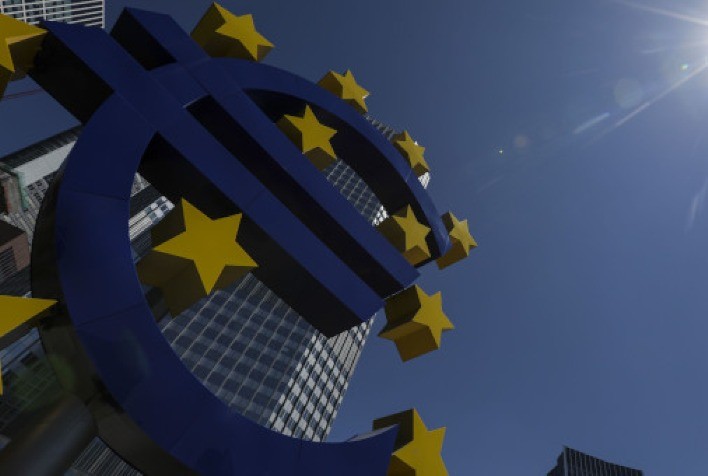 Balança comercial da Eurozona tem déficit de 11,7 bilhões de euros em abril