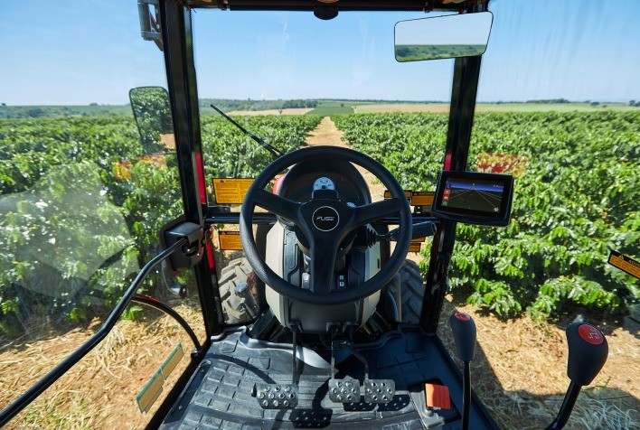 Solução da Massey Ferguson permite que agricultor use piloto automático em todas as máquinas