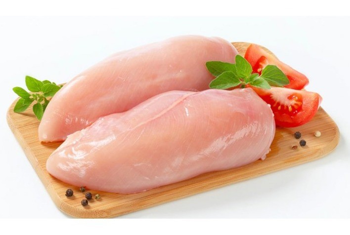 Em 2022, consumo de carne de frango dos brasileiros registrou o recorde de 48,6 kg per capita