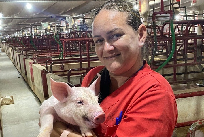 Profissionais da suinocultura ganham visibilidade por meio do projeto "Histórias de Valor", da Topigs Norsvin