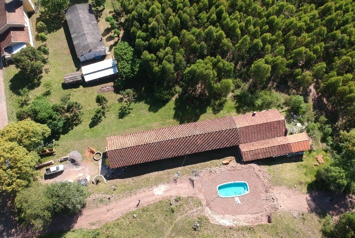 Centro de Qualificação Profissional da Agptea prepara solo para plantio de oliveiras e noz-pecã