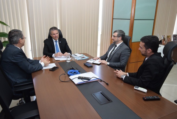 Seapa apresenta minuta de parceria com a União para fortalecer a cadeia da piscicultura goiana