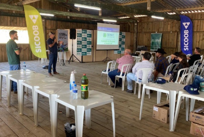 Sistema Faesc/Senar apresentou ATeG Bovinocultura de Corte e Piscicultura na Expofeira Gaspar
