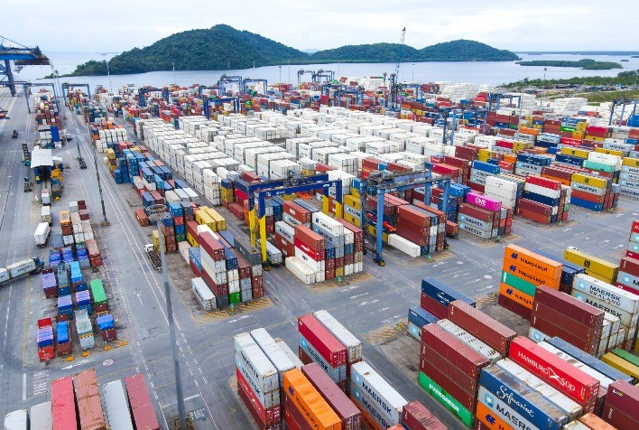 Terminal de Contêineres de Paranaguá registra recorde duplo em junho