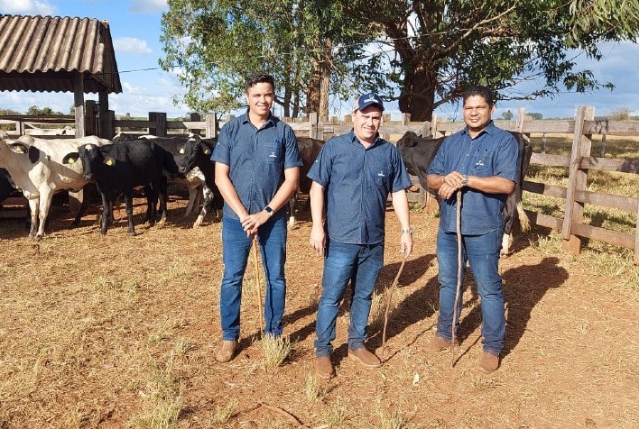 Associação de Girolando reforça atendimento técnico no país
